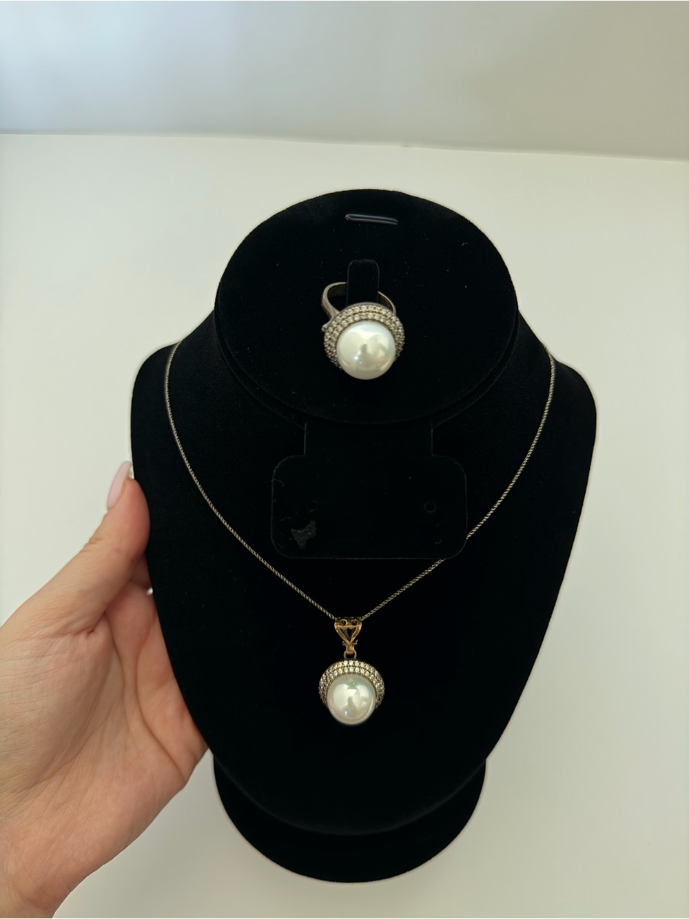 Vintage Pearl Pendant Necklace and Ring